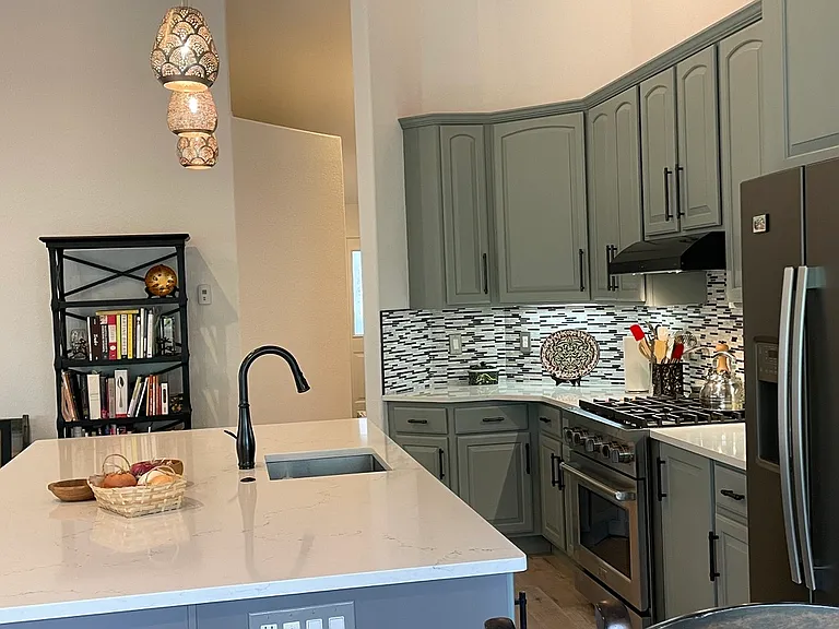 Quartz countertops.