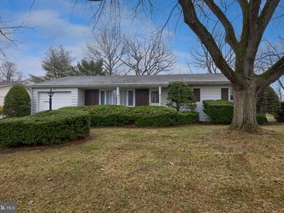 222 Robin Rd, Hershey, PA, 17033