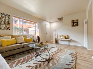 1021 N Vulcan Ave APT 2, Encinitas, CA 92024