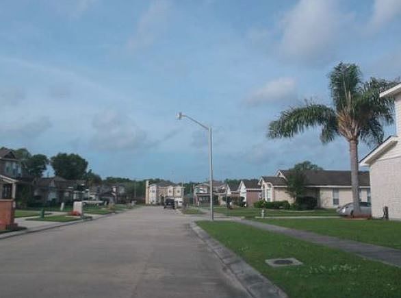 2nd image of 629 Sweet Olive Ln
