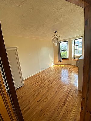 1st image of 483 Park Pl APT 4R