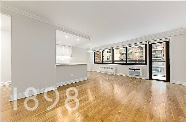 1st image of 160 W 97th St APT 10L