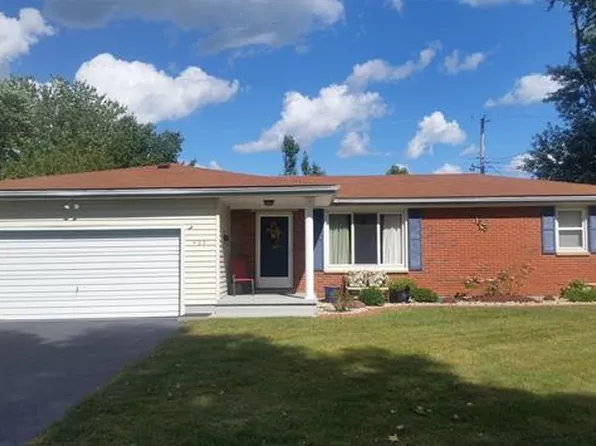 405 Sanders St, Bethalto, IL 62010