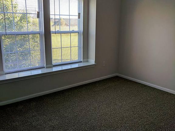 4th image of 5892 W Fountain Cir
