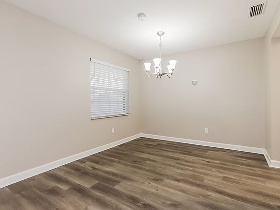 5th image of 21634 Wytheville Way