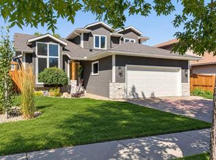 8285 E Edgebrook Dr NW, Calgary, AB T3A4R8