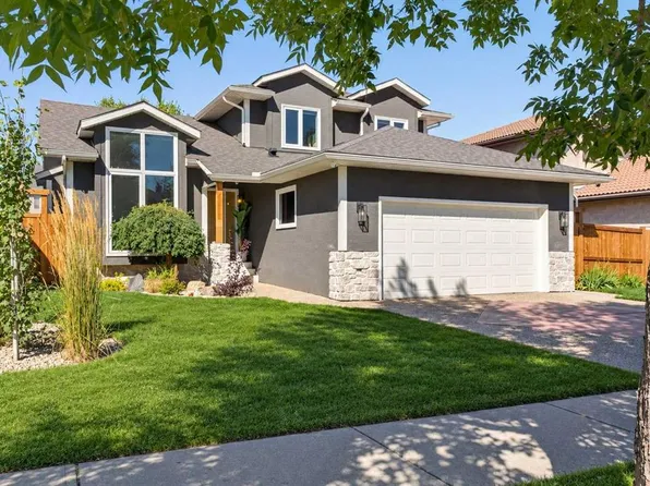 8285 E Edgebrook Dr NW, Calgary, AB T3A 4R8
