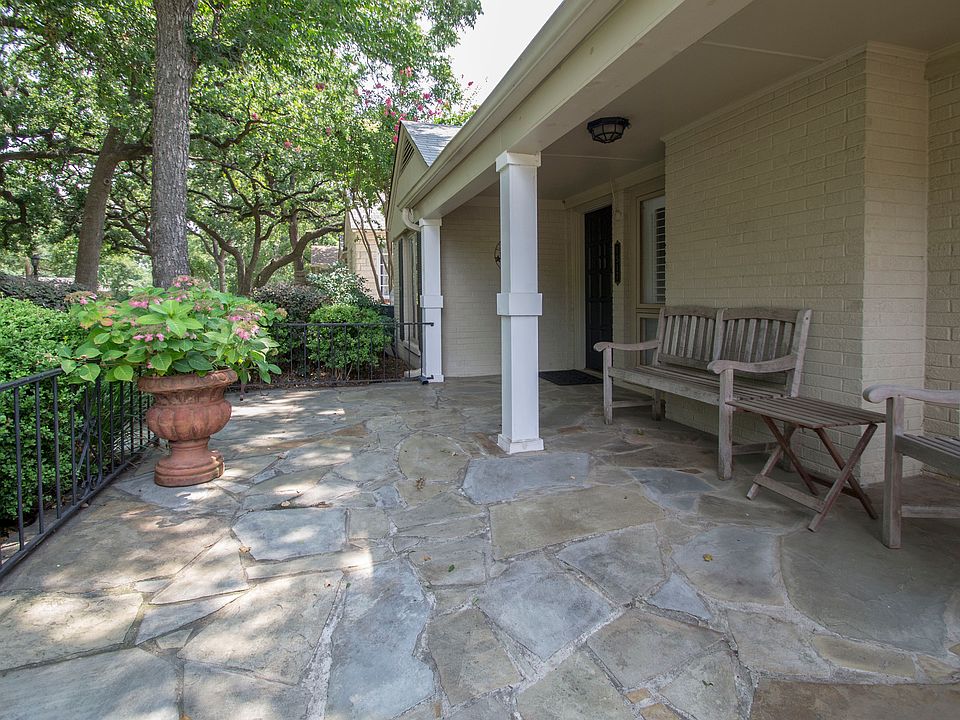 1st image of 1517 Oak Knoll St