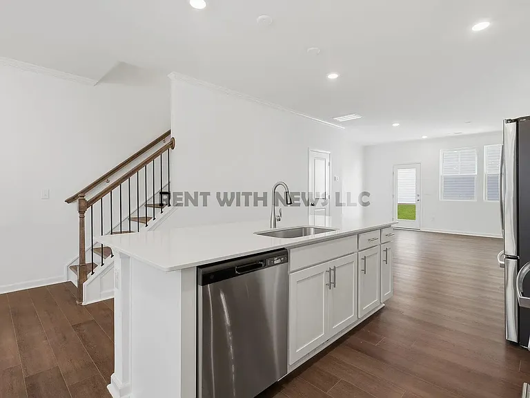 2307 Oakwood Meadows Ct — Photo 13