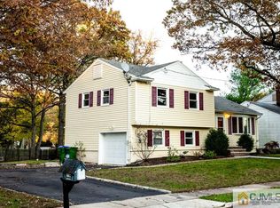 62 Terry Ave, Edison, NJ 08820