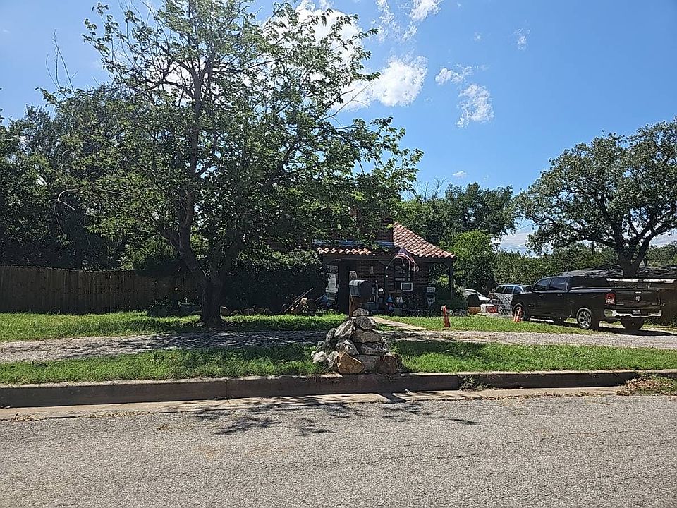 1st image of 2419 NW 3rd Ave