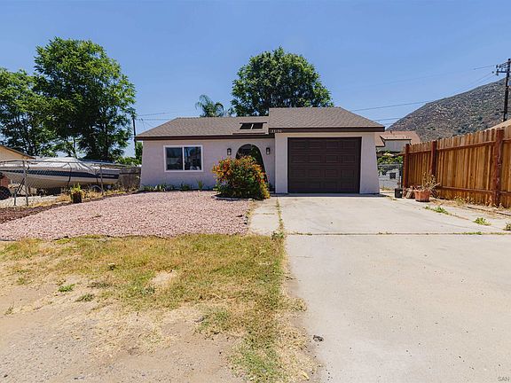 2nd image of 33190 Walls St