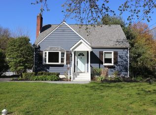 3 Ridgeview Rd, Newton Town, NJ 07860
