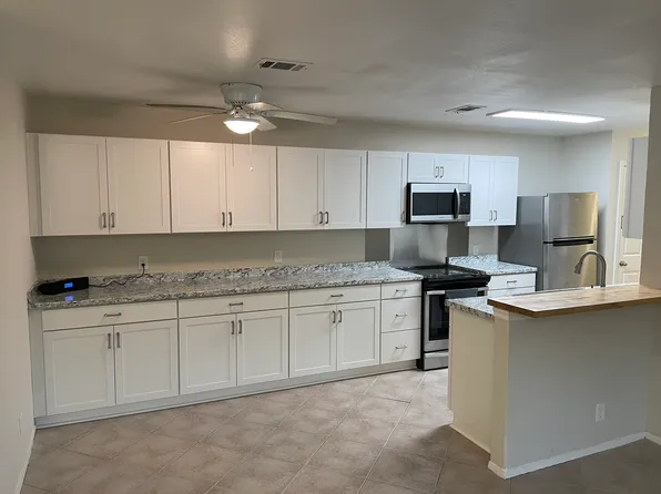 8709 Piney Point Dr Unit B, Austin, TX 78729