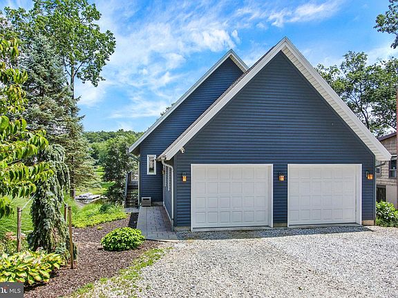 4th image of 276 Lake Meade Dr