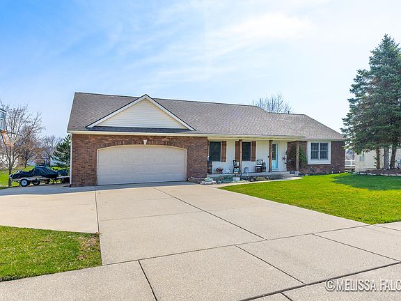 2nd image of 7422 Whistlevale Dr SW