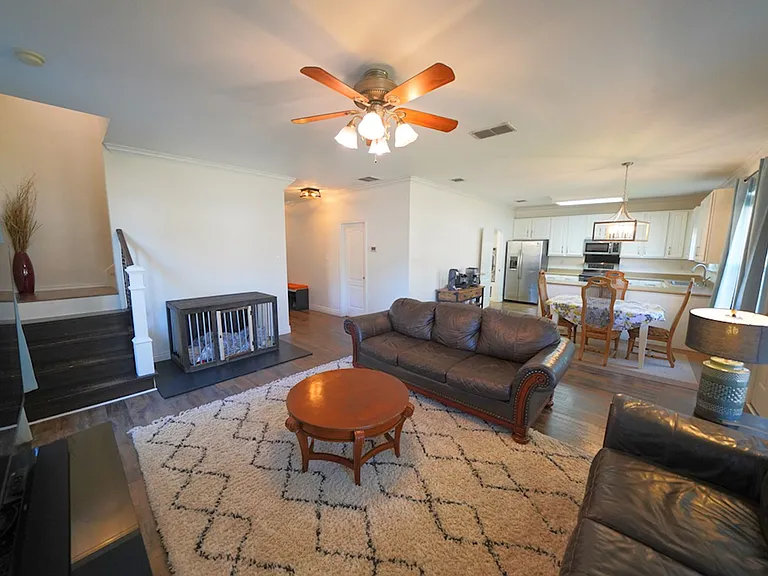 136 Earhart Ln — Photo 15