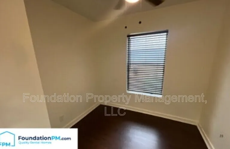 877 N Bingham St — Photo 12