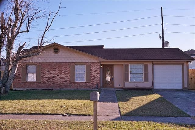 1st image of 8898 Sunnyside Dr