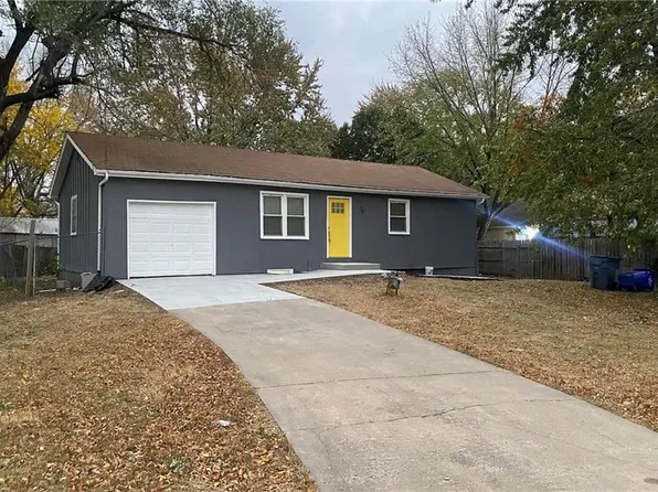 9201 W 98th Ter, Overland Park, KS 66212