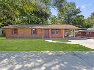 449 Klondyke Rd, Long Beach, MS 39560