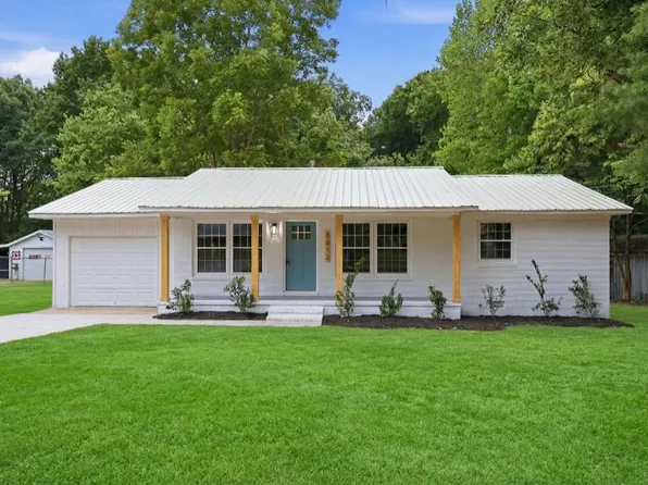 3012 Byrd Ave, Sanford, NC 27332