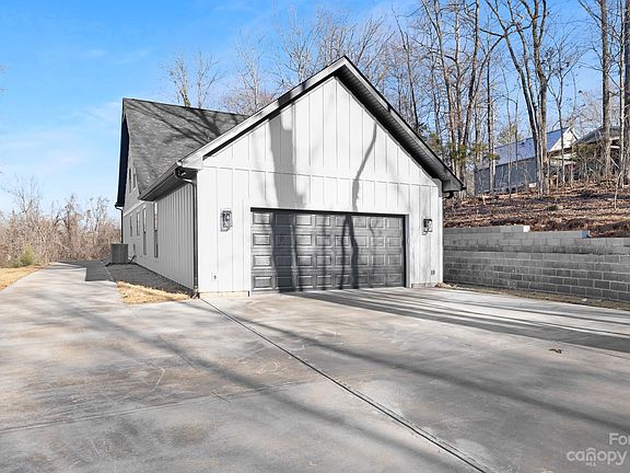 4th image of 7805 Cedarbrook Dr