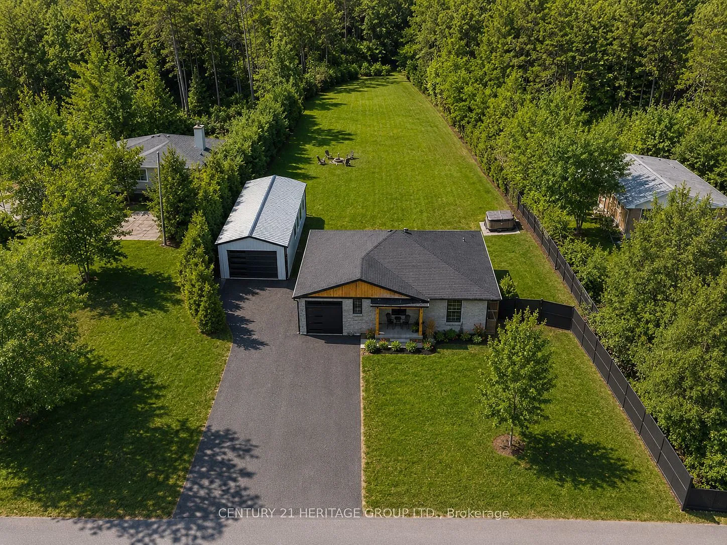 4 bed, $3,200 — Photo 1