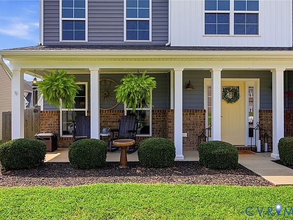 4th image of 320 Cardinal Rd