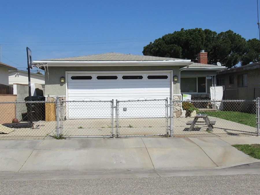 1st image of 5021 W 137th St