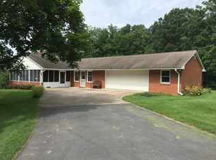 428 Hotchkiss Rd, Churchville, VA 24421