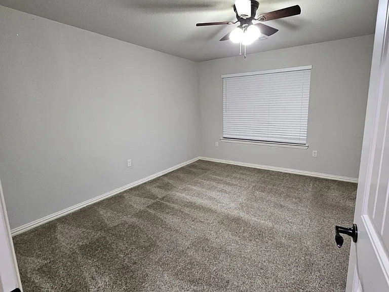 800 N 3rd St #103 — Photo 6