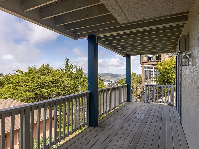 386 Goodwin Dr — Photo 33