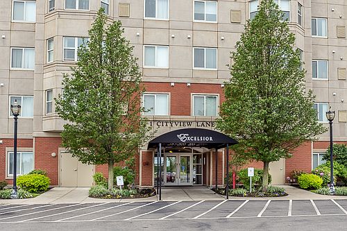 1st image of 1 Cityview Ln Unit 812