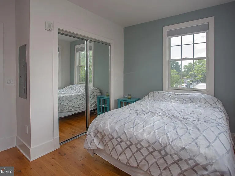 4527 Macarthur Blvd NW #5 — Photo 6