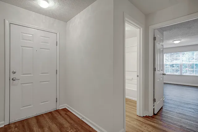 Walden Legacy Apartment Homes — Photo 41