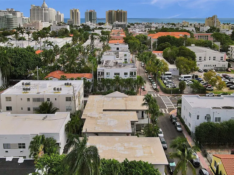 717 Espanola Way #204 — Photo 16