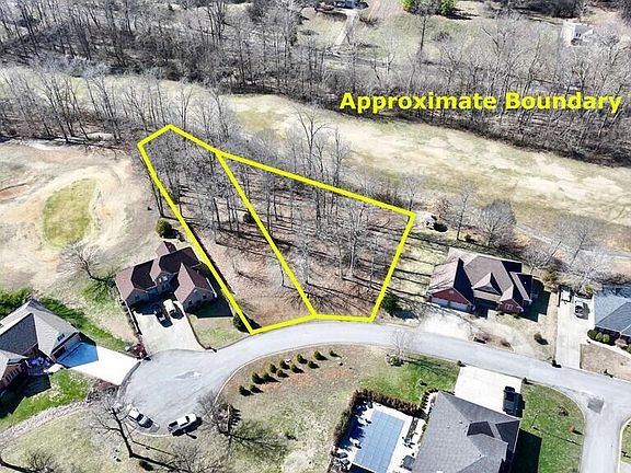 2nd image of 326 Cayuga Dr