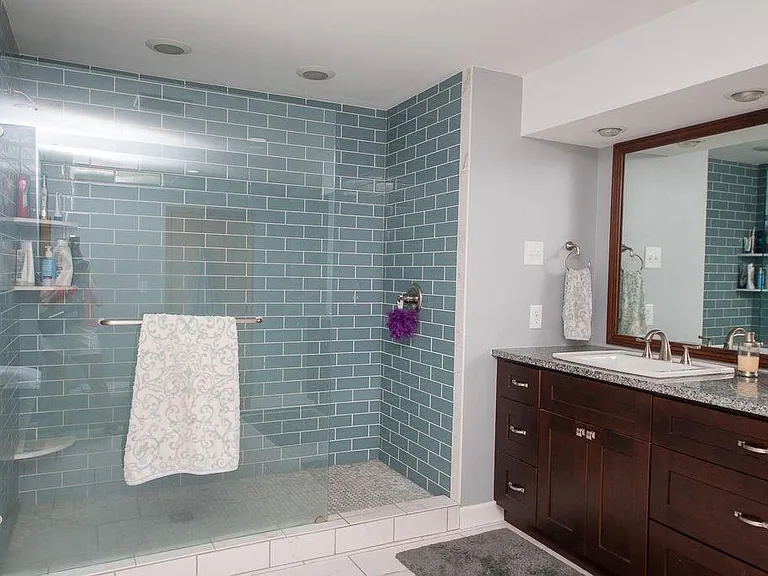 2343 Maryland Ave — Photo 22