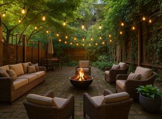 437 W 22nd St APT 1, New York, NY 10011