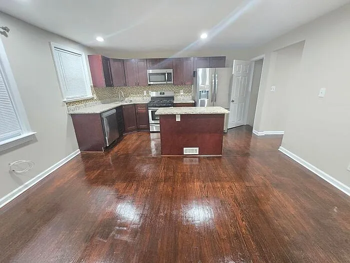 3800 Erdman Ave — Photo 5