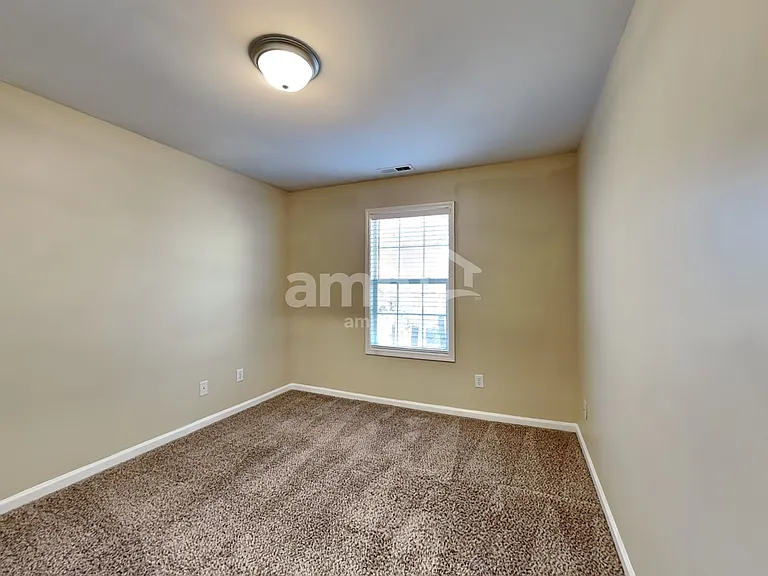 218 Spinel Ln — Photo 17