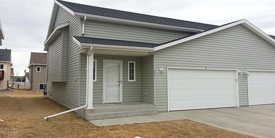 1st image of 731 13 1/2 Ave E