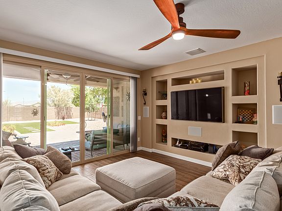 3rd image of 30700 W Flower Ct