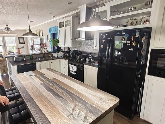2nd image of 7306 43rd Terrace N