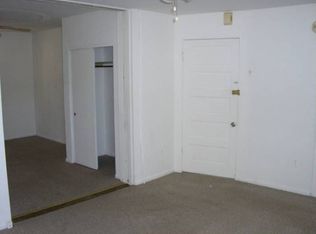 543 3rd St #1, Pitcairn, PA