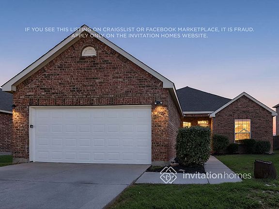3rd image of 1920 Caddo Springs Dr