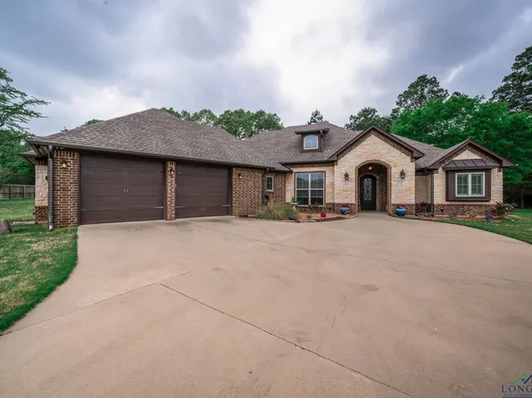 385 Carra St, Gladewater, TX 75647