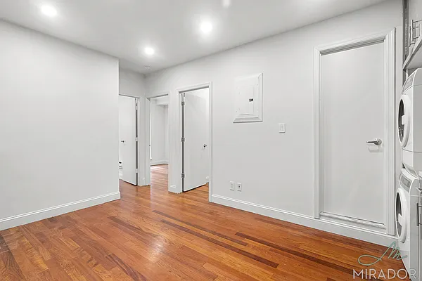 Rented by Mirador Real Estate | media 19