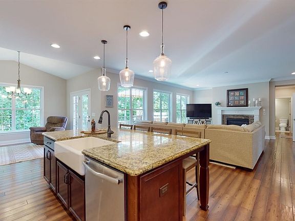2nd image of 7565 Marsh Creek Ln